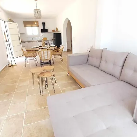 Rozas House * Μπενίτσες