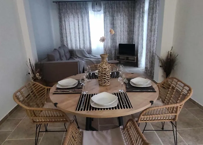 Rozas House בניטסס