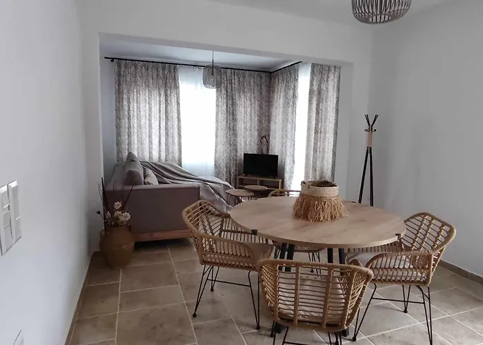 Rozas House דירה